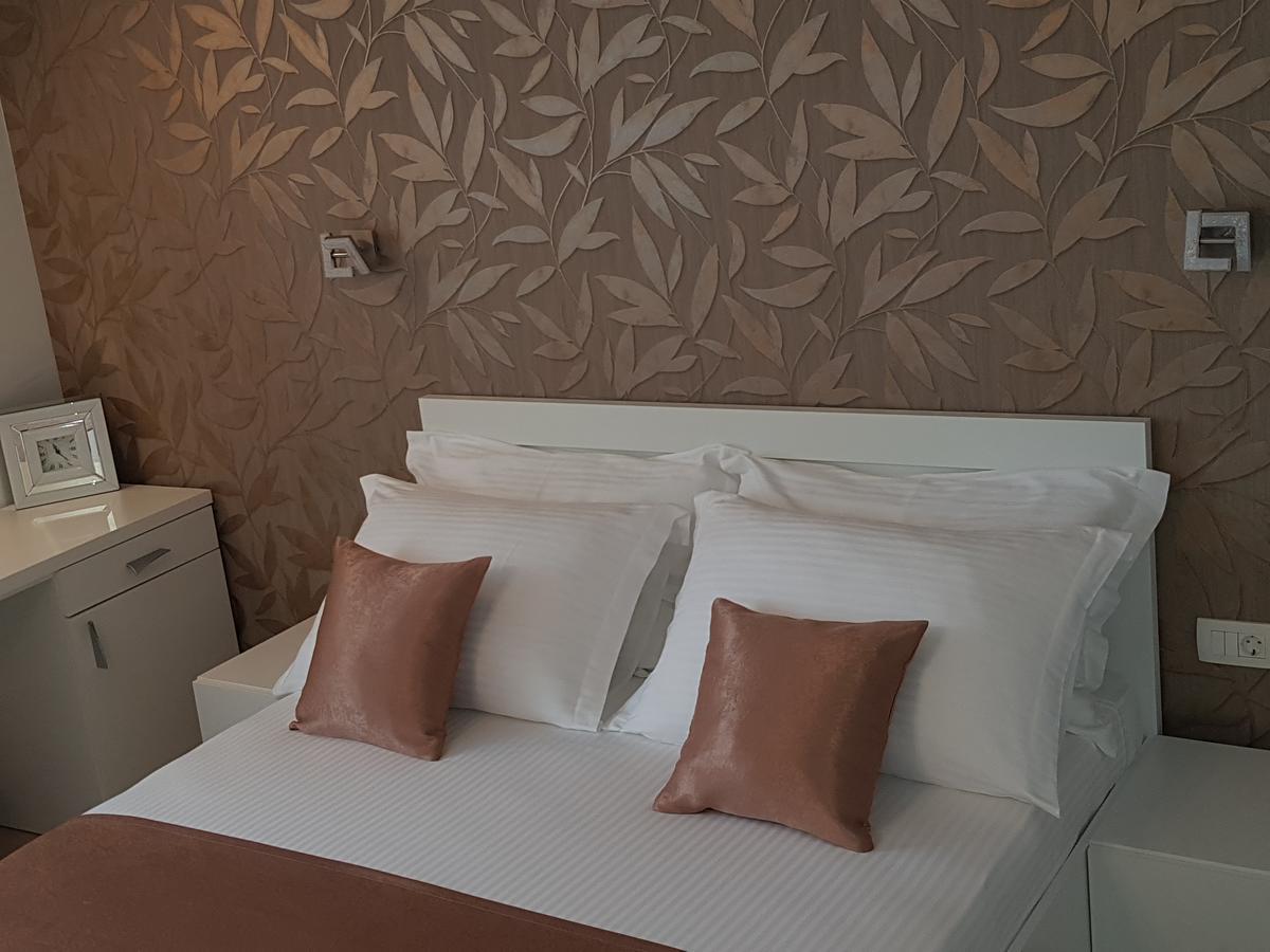 Apartments Petricevic Podstrana Exterior photo