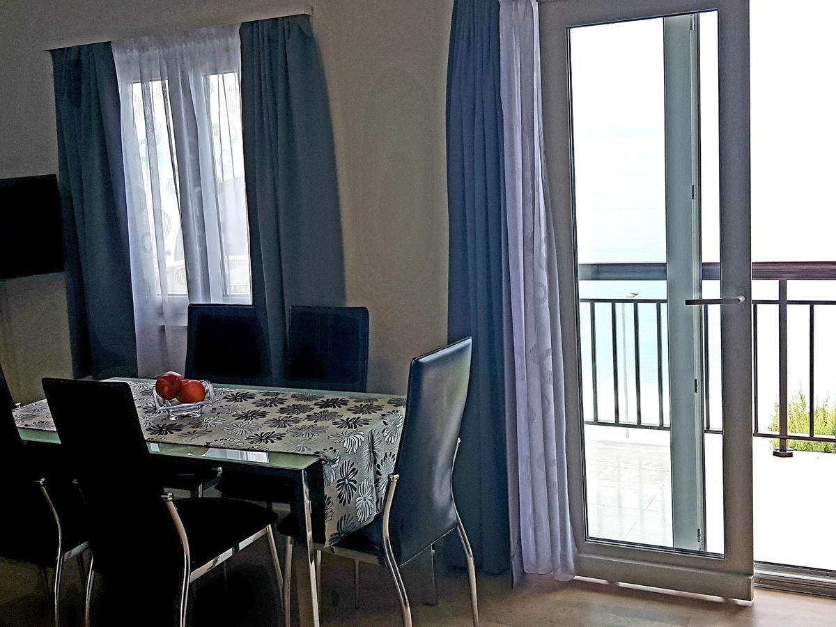 Apartments Petricevic Podstrana Exterior photo